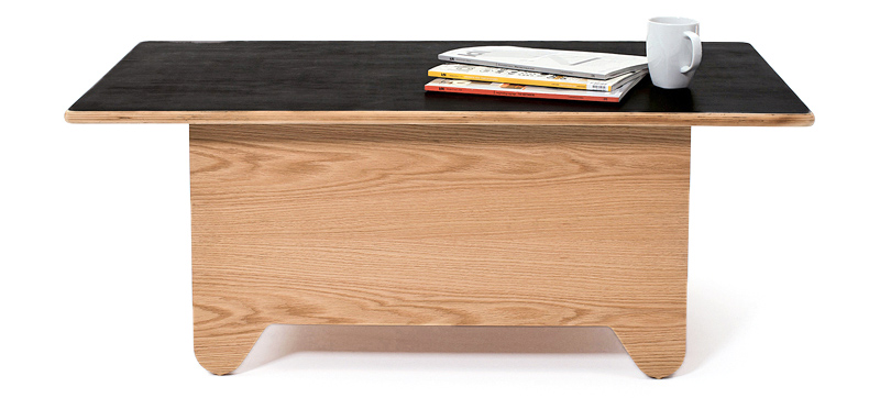 Illustration for article titled Coffee Table Ping-Pong Is More Entertaining Than a Stack Of Magazines